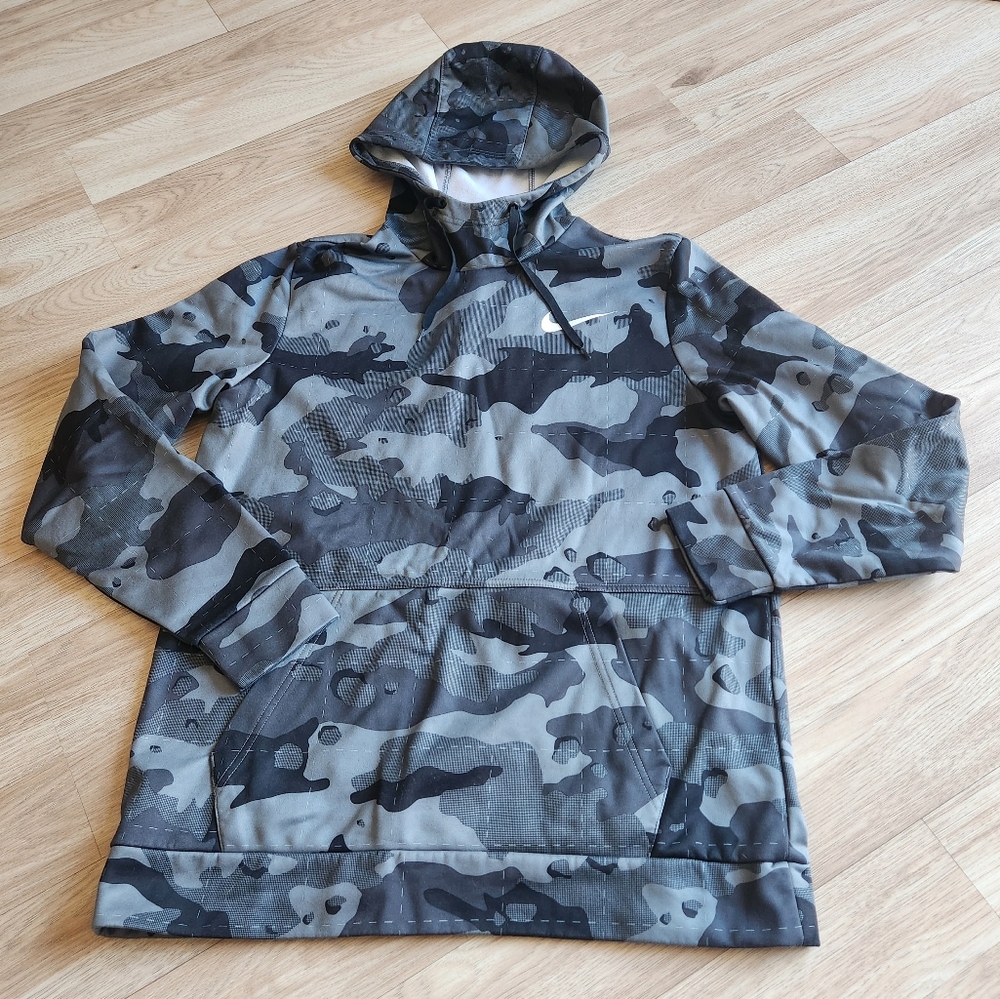 Nike Camo Hoodie - Gray
